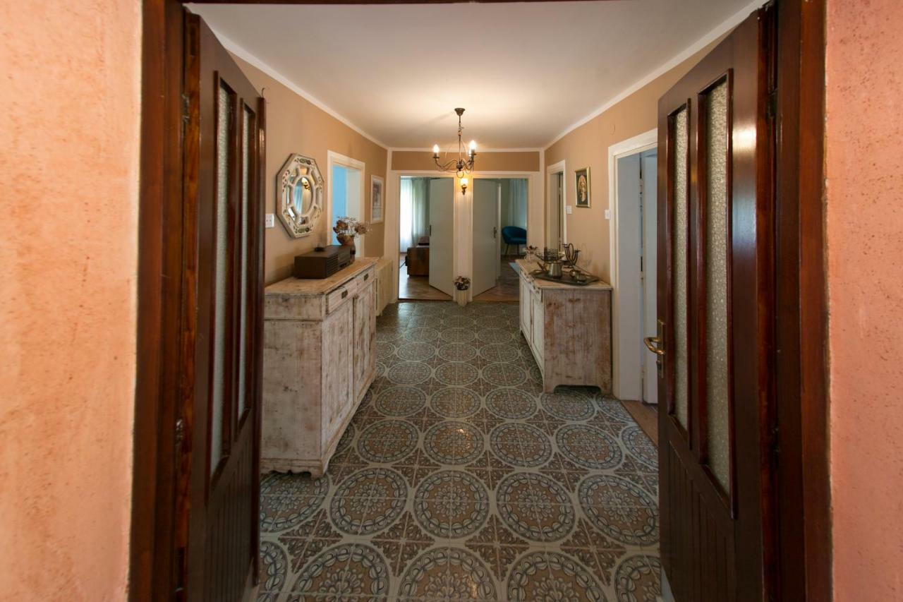 Holiday Home Modric Otočac Dış mekan fotoğraf
