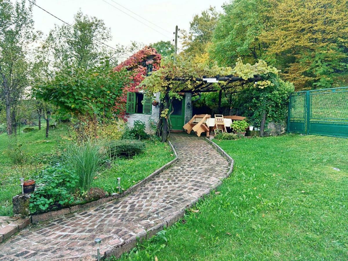 Holiday Home Modric Otočac Dış mekan fotoğraf